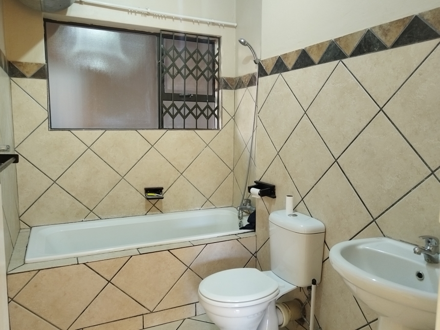 2 Bedroom Property for Sale in Potchefstroom North West